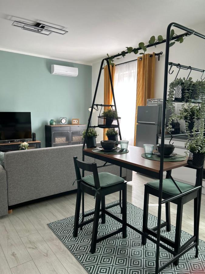 Appartement Sophie'S Urban Nest à Miskolc Extérieur photo